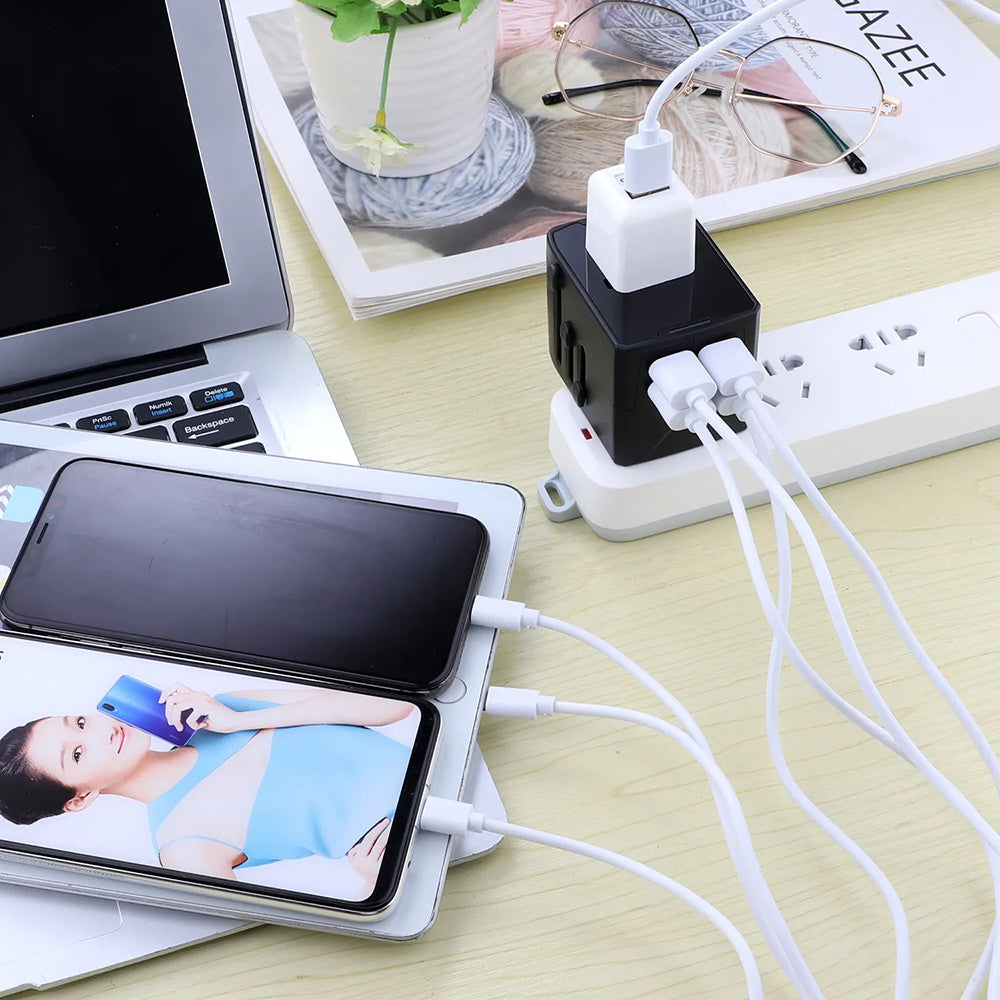 Techsuit HHT520 Travel Network Charger, 15W, 3A, 3 x USB-A - 1 x USB-C, Black